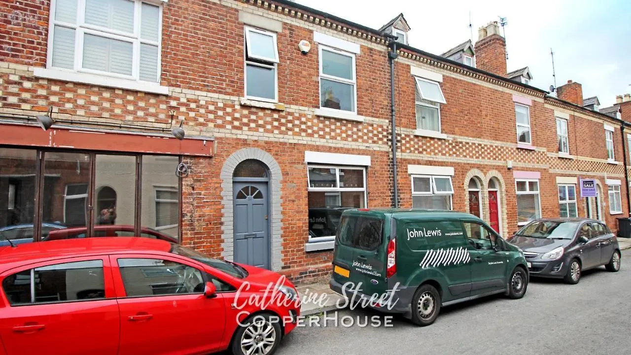 Holiday home Catherine Street. A Delightful Chester Town House, Close To The City! Villa