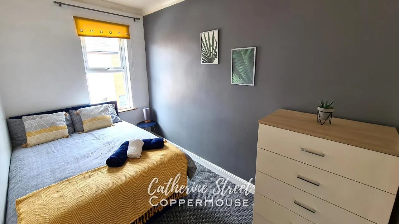 Holiday home Catherine Street. A Delightful Chester Town House, Close To The City! Villa